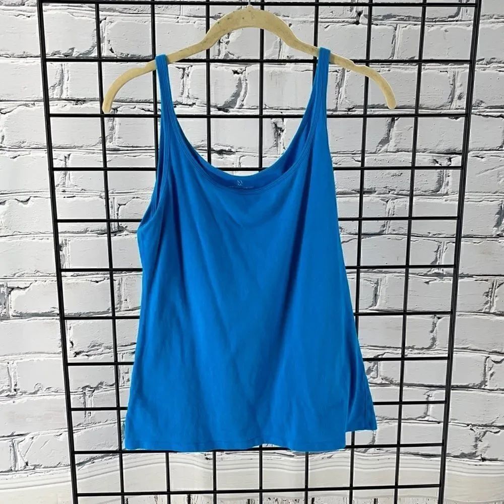 Like new NY & Co tank M